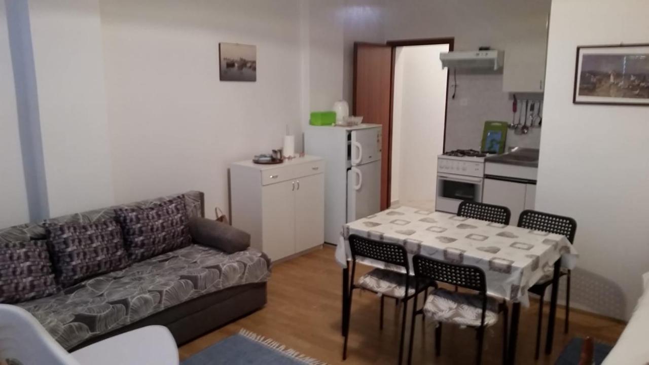 Apartment Meri 2Nd Floor Dramalj Buitenkant foto